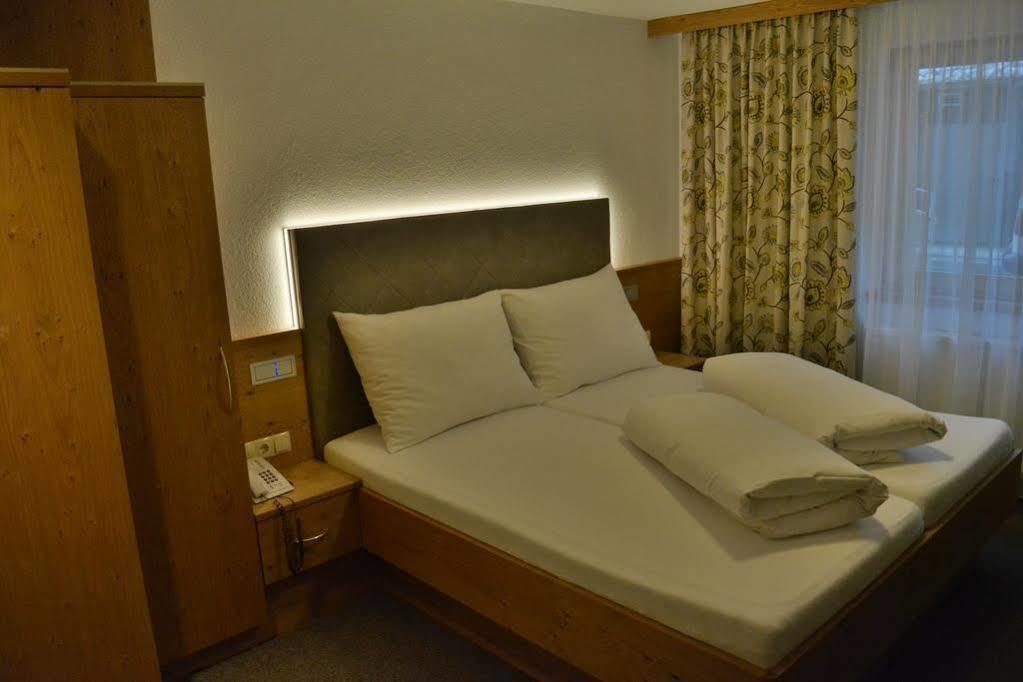 אישגל Hotel Maria Theresia מראה חיצוני תמונה
